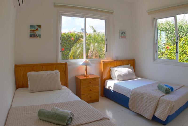Bungalow Mikaella Coral Bay Esterno foto